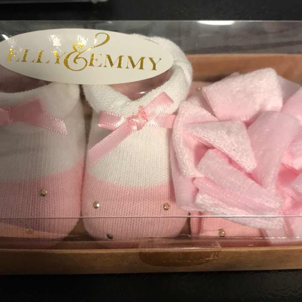 Brand New Headwrap & Booties Set (Baby Girl)